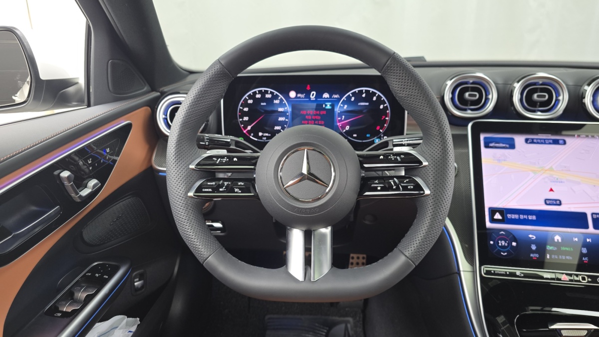 Mercedes-Benz C-Class, 2025 — фото 12 из 12