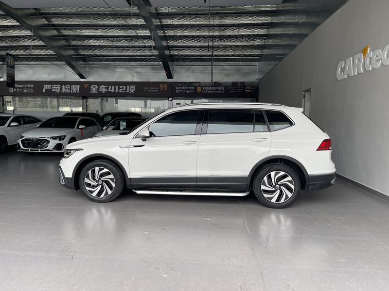 Volkswagen Tiguan L Pro, 2022 — фото 4 из 12