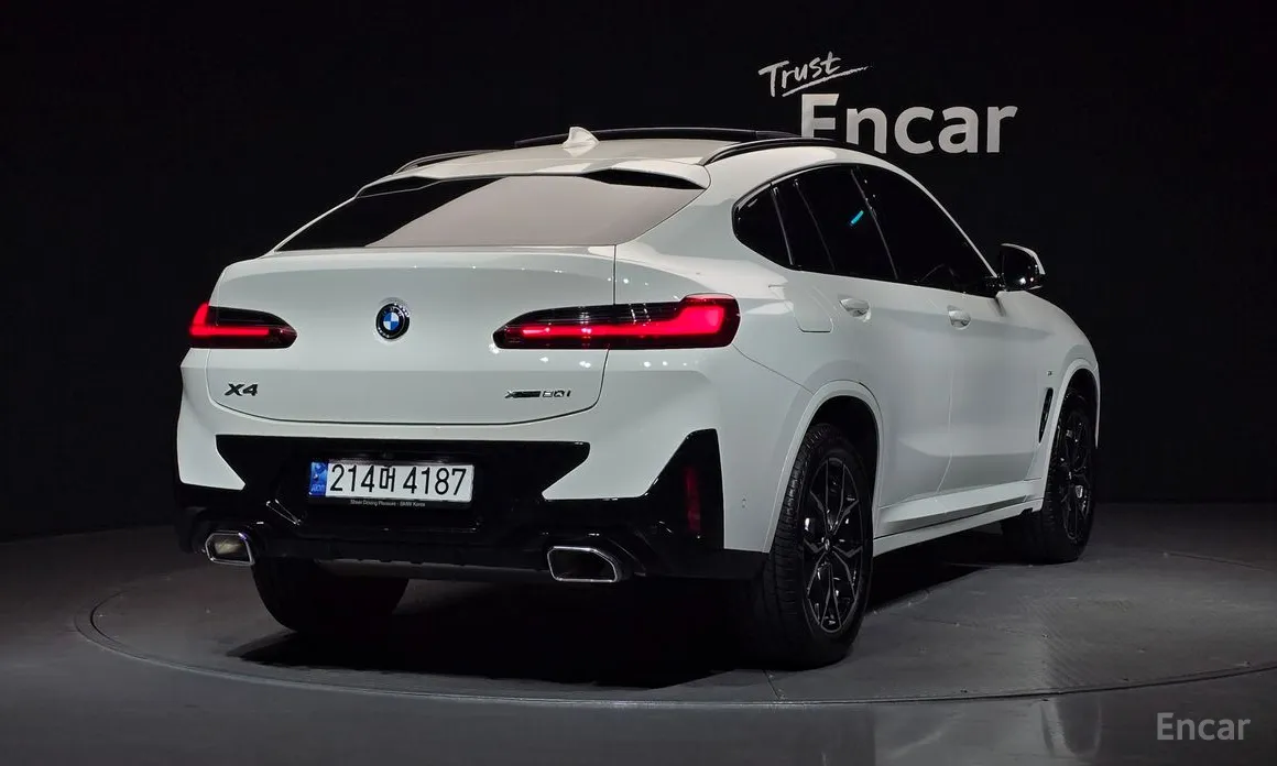 BMW X4, 2022 — фото 2 из 12