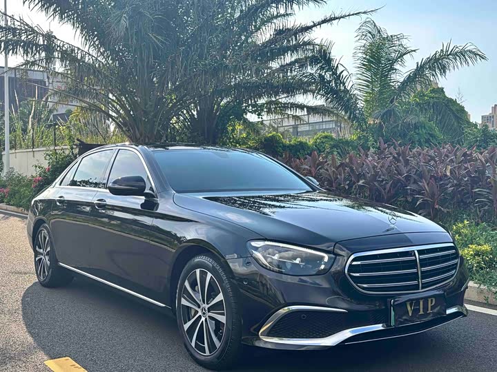 Mercedes-Benz E-Class Hybrid, 2023 — фото 4 из 9