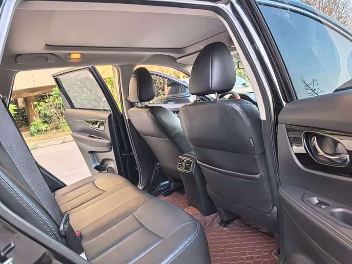 Nissan X-Trail, 2023 — фото 6 из 9