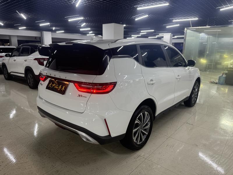 Geely Vision X6, 2022 — фото 6 из 12