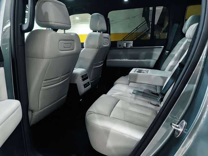 BYD FangChengBao Titanium 7 (Tai 7), 2025 — фото 8 из 9