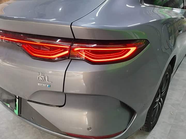 BYD Qin L, 2026 — фото 8 из 9