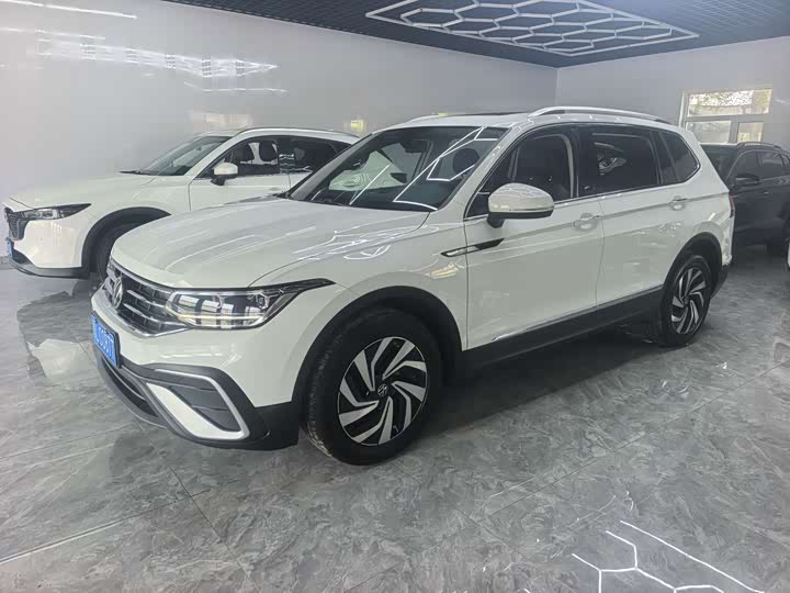 Volkswagen Tiguan L Pro, 2022 — фото 3 из 9