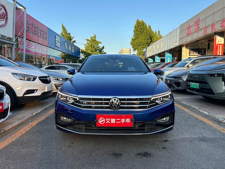 Volkswagen Passat Variant, 2023 — фото 2 из 9