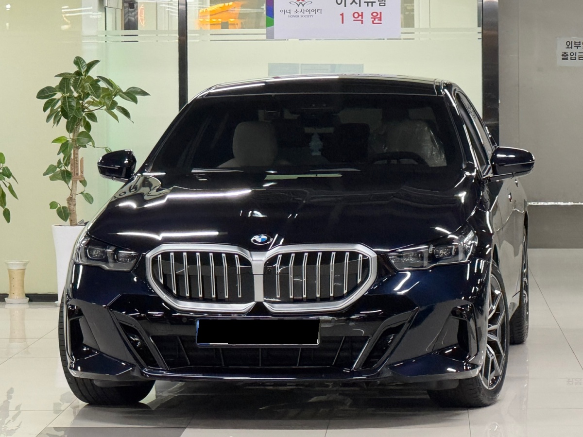 BMW 5 Series, 2026 — купить в Туле под ключ