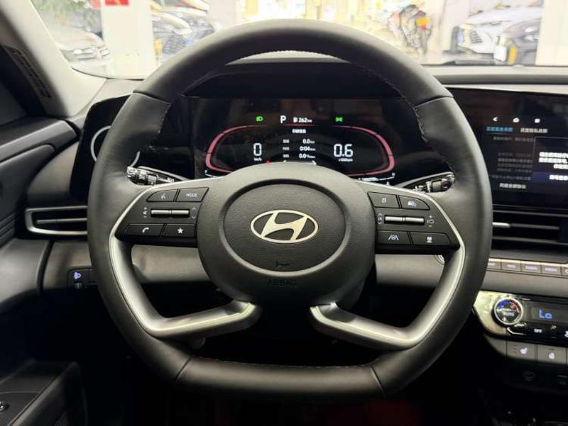 Hyundai Elantra N line, 2025 — фото 5 из 7