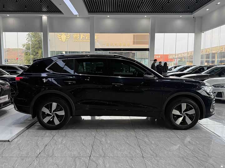 Volkswagen Tiguan L Pro, 2024 — фото 7 из 9