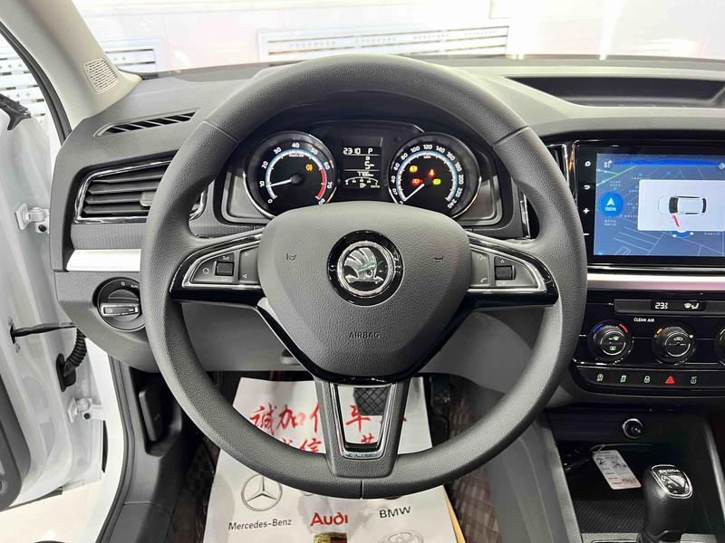 Skoda Kamiq, 2023 — фото 10 из 12