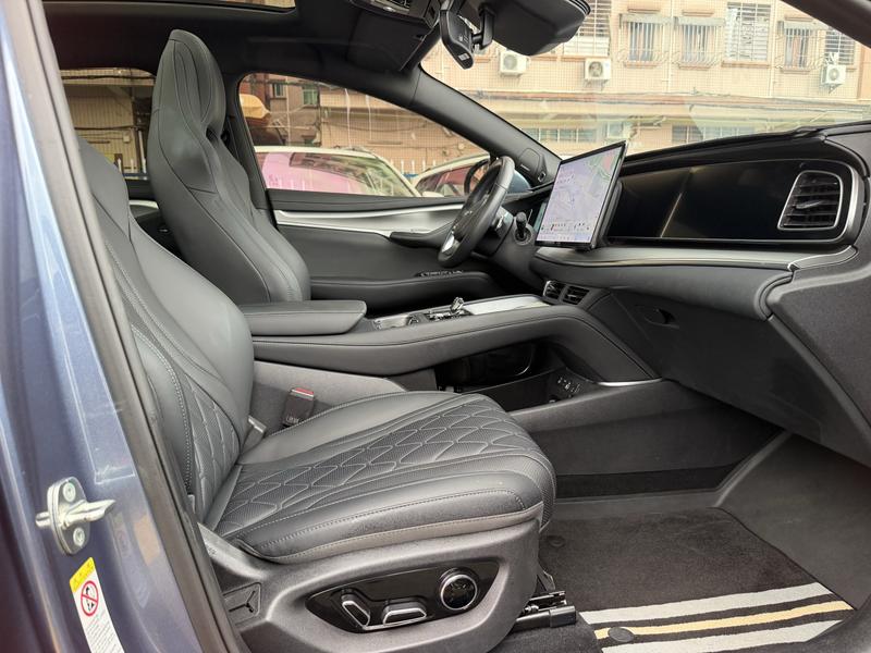 BYD Sea Lion 07 EV, 2025 — фото 10 из 12