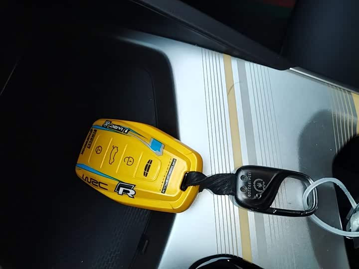 Geely Emgrand L Hi·P Hybrid, 2024 — фото 9 из 9