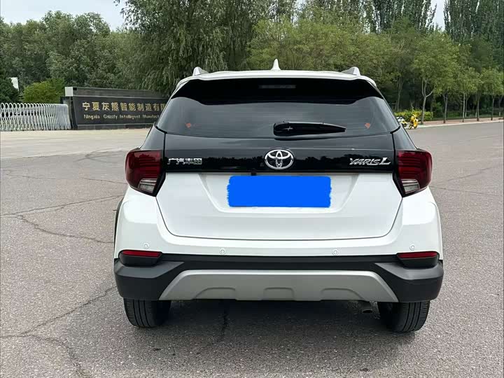 Toyota Yaris L Hatchback, 2022 — фото 5 из 9