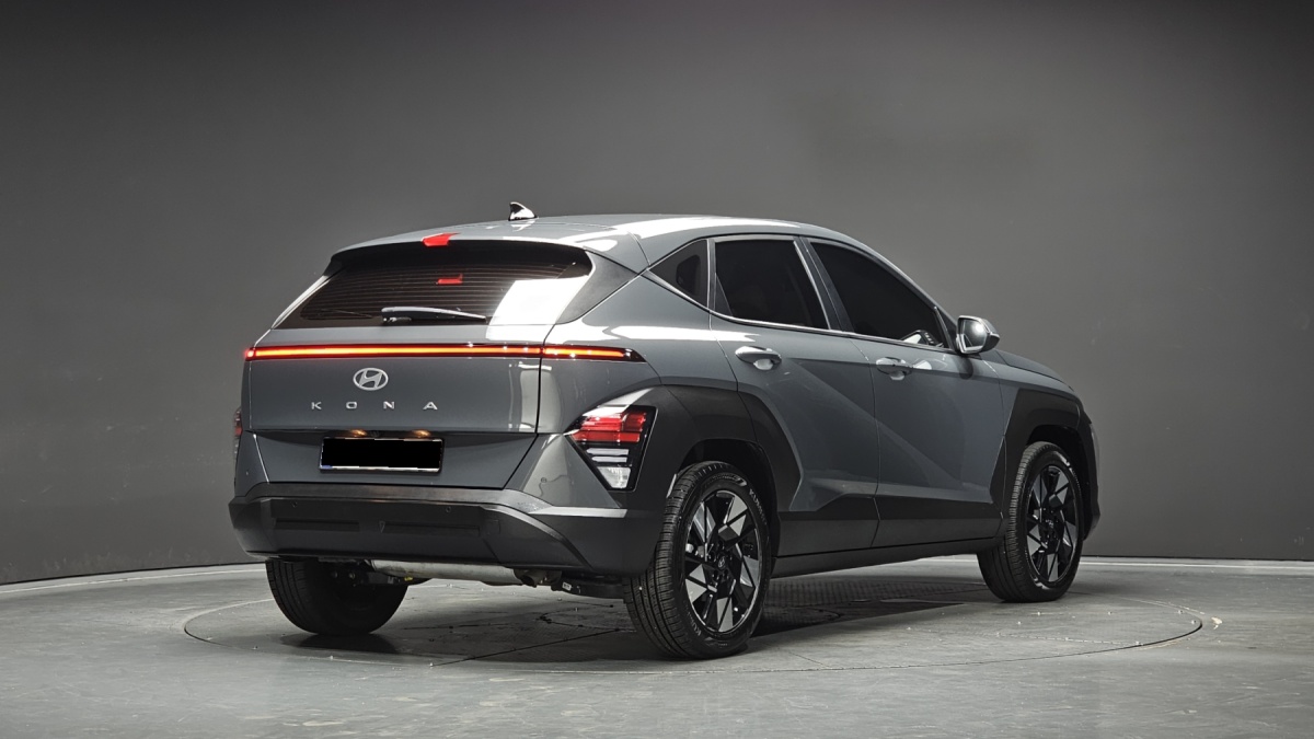 Hyundai Kona, 2024 — фото 2 из 12