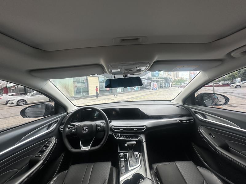 Changan Eado Plus, 2022 — фото 7 из 10