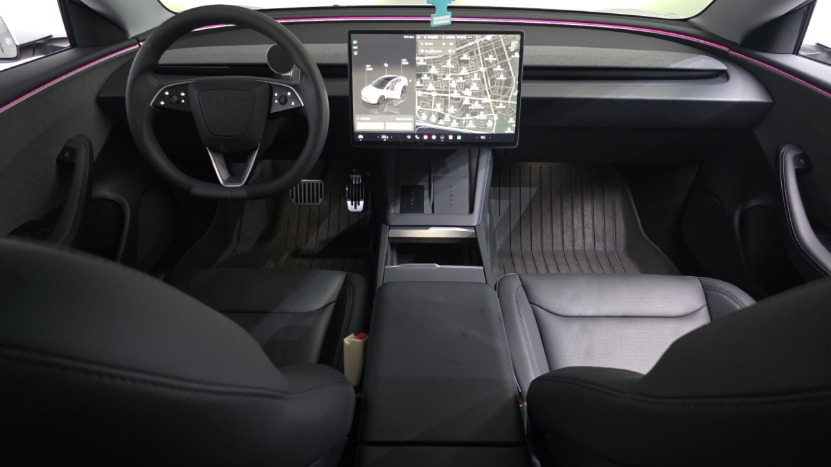 Tesla Model 3, 2024 — фото 7 из 12