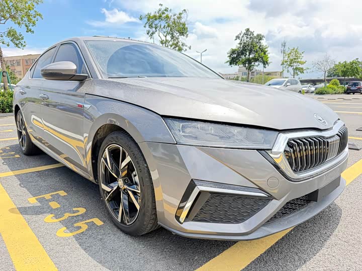 Skoda Octavia Pro, 2022 — фото 3 из 9