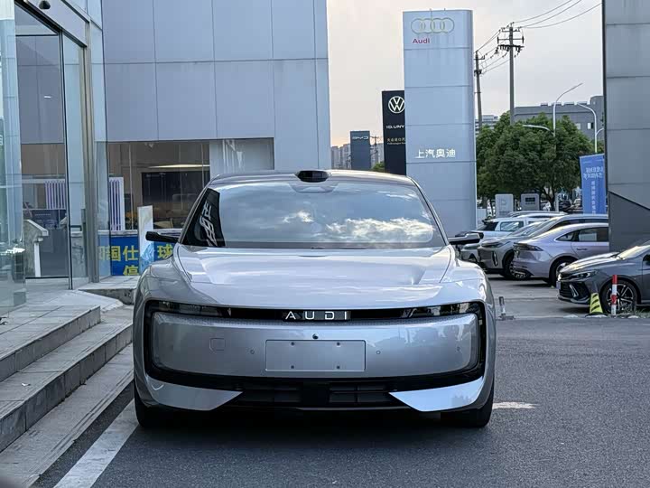 Audi × SAIC E5 Sportback, 2025 — фото 2 из 9