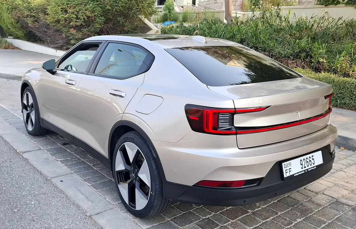 Polestar 2, 2023 — фото 3 из 10