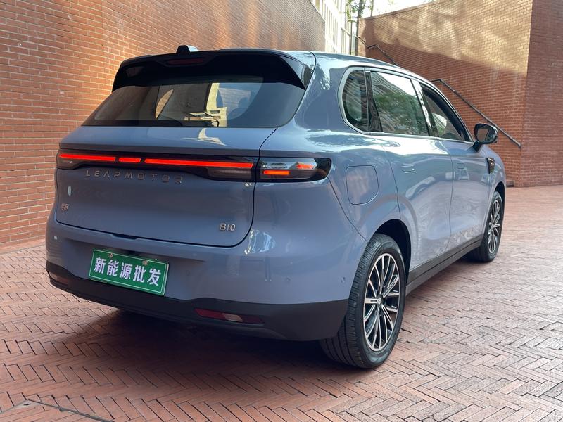 Leapmotor B10, 2025 — фото 4 из 12
