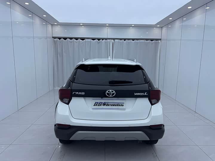 Toyota Yaris L Hatchback, 2022 — фото 5 из 9