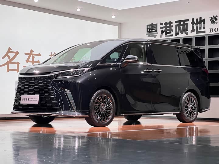Lexus LM, 2024 — купить в Иванове под ключ