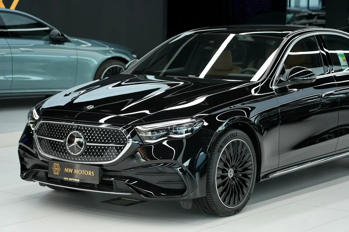 Mercedes-Benz E-Class, 2026 — фото 2 из 10