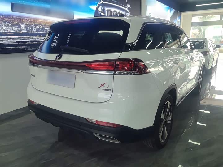 Changan X7 Plus, 2023 — фото 7 из 12