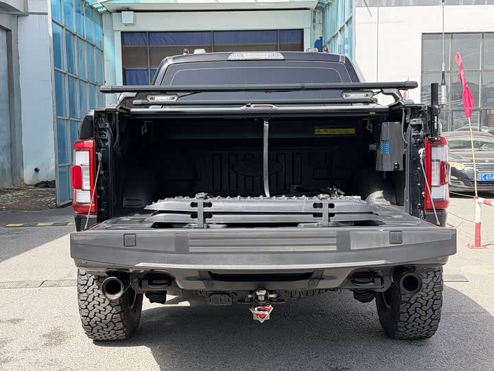 Ford F-150 Raptor, 2022 — фото 7 из 9
