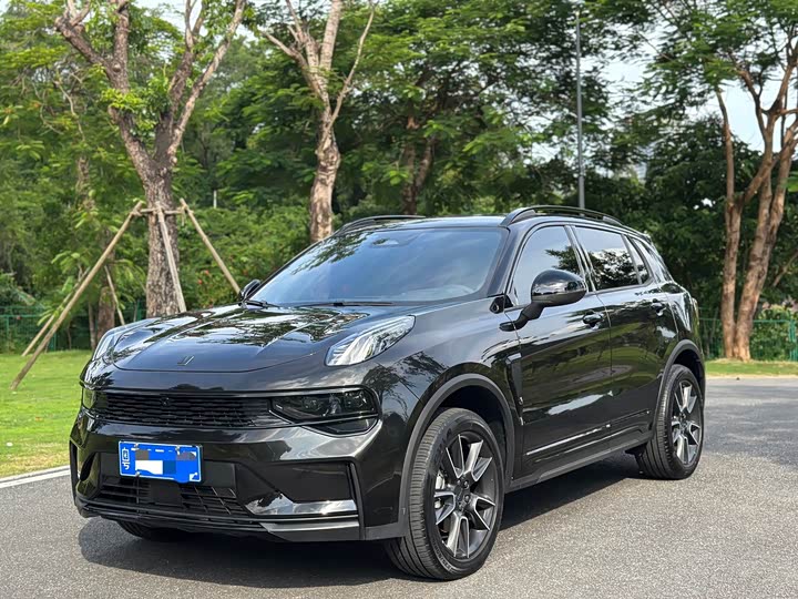 Lynk & Co 01, 2025 — купить в Калуге под ключ