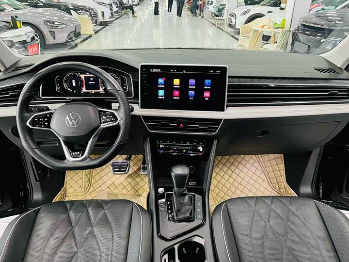 Volkswagen Tiguan L Pro, 2021 — фото 8 из 12