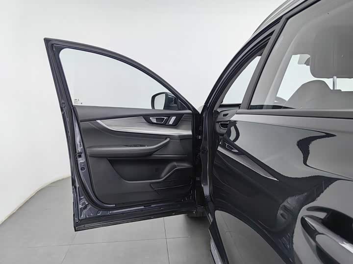 Chery Tiggo 8 Plus, 2022 — фото 8 из 9