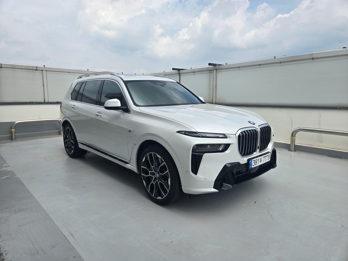 BMW X7, 2025 — фото 3 из 12