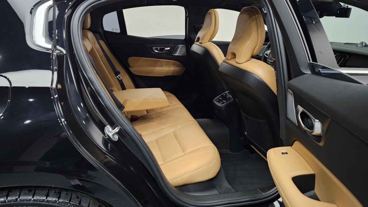 Volvo S60, 2024 — фото 11 из 12