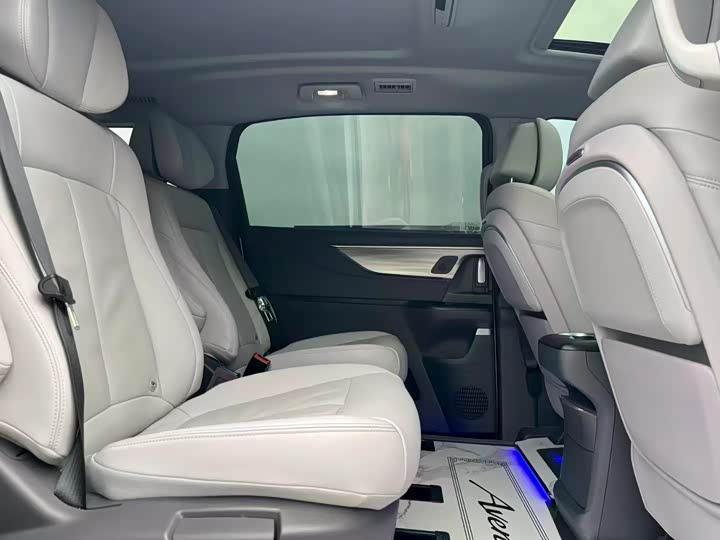 Buick GL8 ES, 2024 — фото 6 из 9