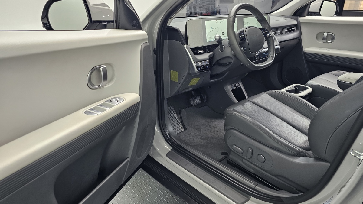Hyundai Ioniq 5, 2021 — фото 9 из 12