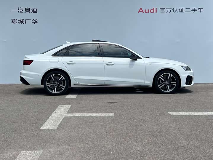Audi A4L, 2022 — фото 3 из 9