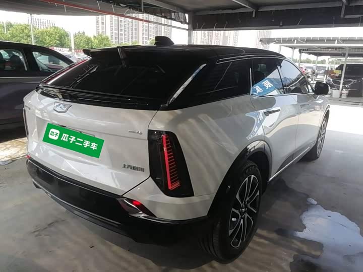 Cadillac Optiq, 2024 — фото 7 из 9
