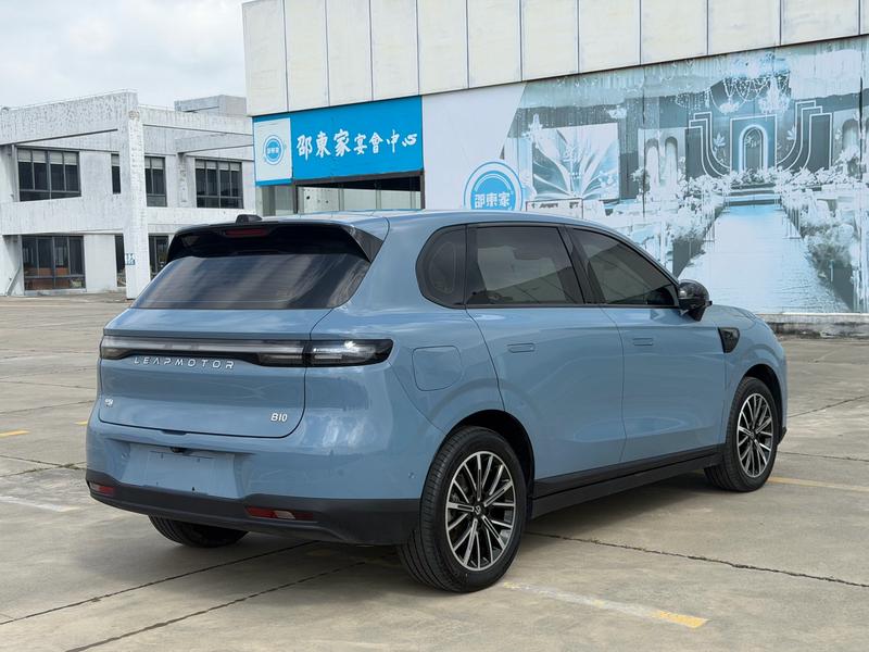 Leapmotor B10, 2025 — фото 7 из 12
