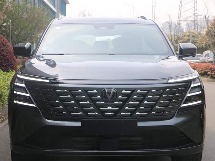 Changan CS75 Plus, 2026 — фото 8 из 9