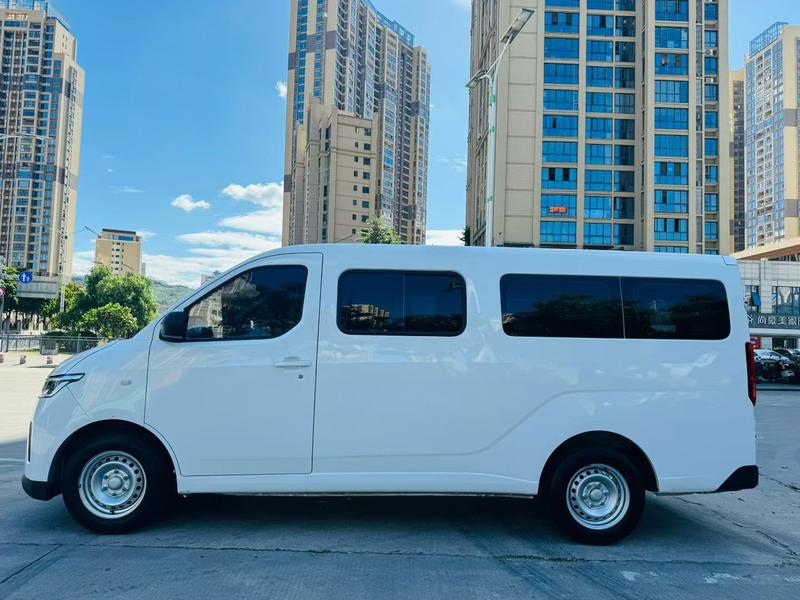 Wuling Yangguang, 2024 — фото 4 из 9