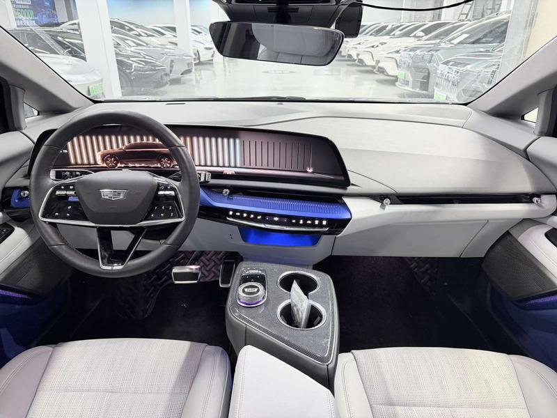 Cadillac Optiq, 2024 — фото 6 из 11