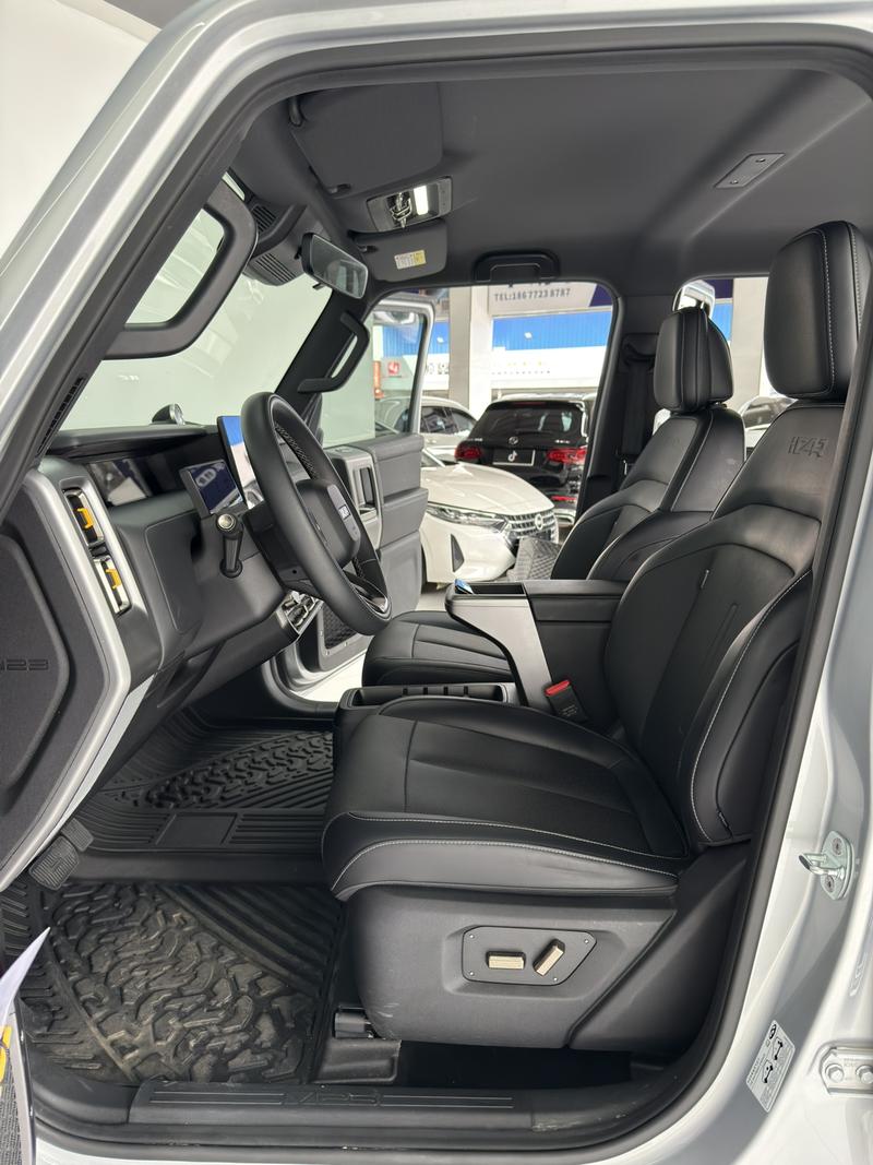 Chery iCar V23, 2024 — фото 9 из 12