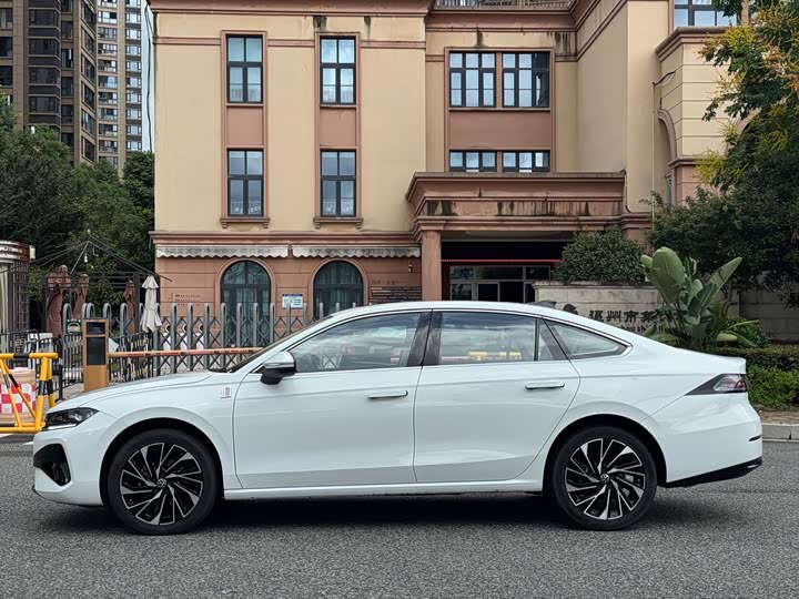 Volkswagen Sagitar L, 2025 — фото 4 из 9