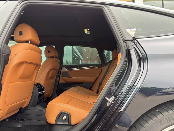 BMW 6 Series GT, 2022 — фото 5 из 9