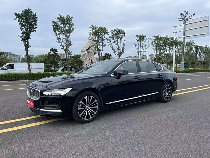 Volvo S90, 2024 — фото 3 из 9