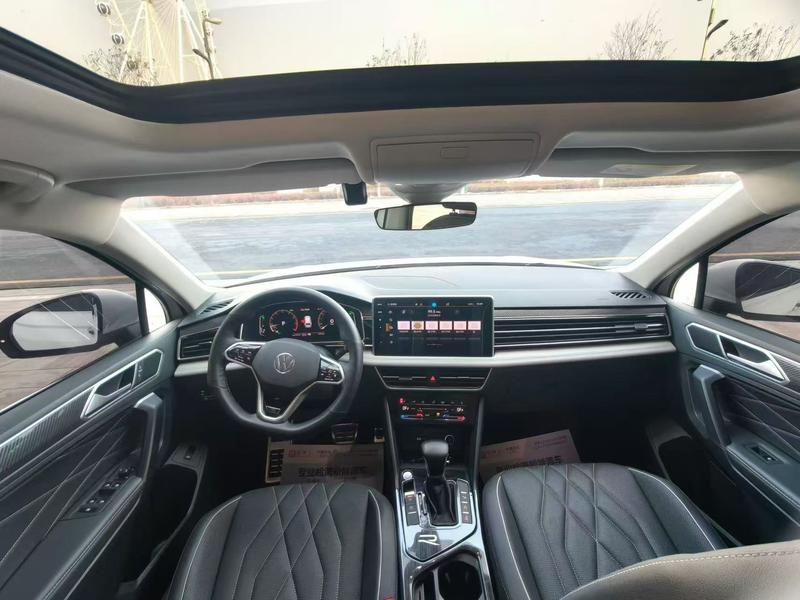 Volkswagen Tiguan L Pro, 2022 — фото 7 из 10