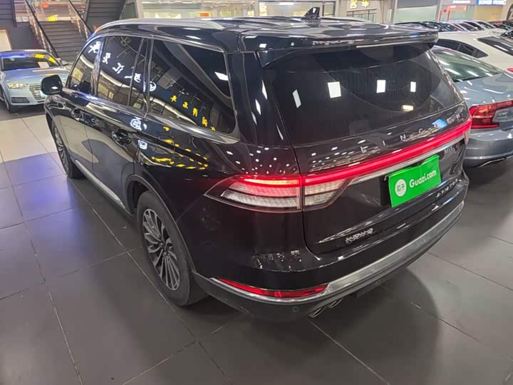Lincoln Aviator, 2021 — фото 5 из 9