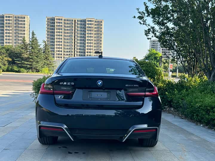 BMW i3, 2025 — фото 8 из 9