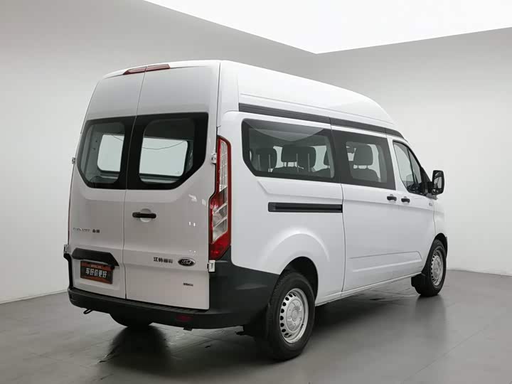 Ford Transit, 2022 — фото 2 из 9